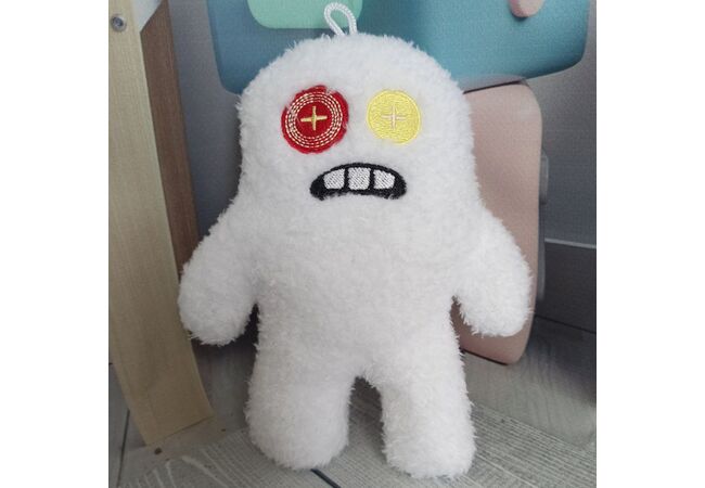 Fuggler Target Eye 16 см Keyring SASQUOOSH WHITE м'яка іграшка брелок